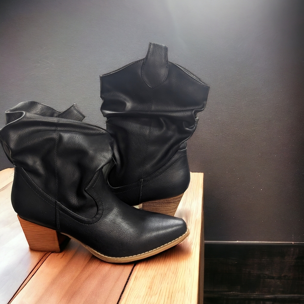 NEW MM Black Western Cowboy Style Heeled Boots